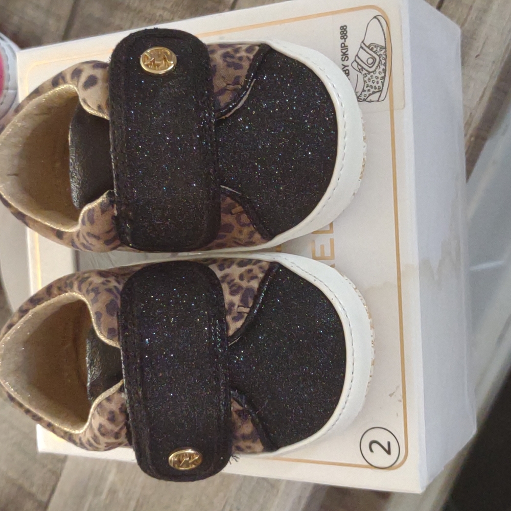 Mk baby shoes